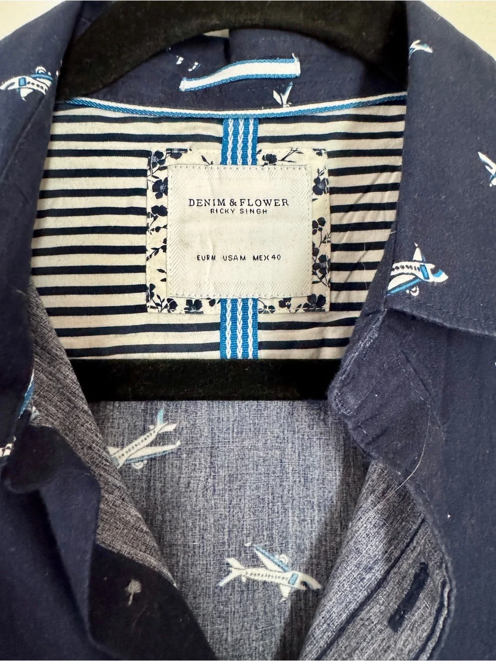 Denim & Flower Navy Short-Sleeve Button-Down Shirt with White Shark Print